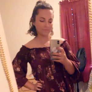 Meet your Posher, Lyssa